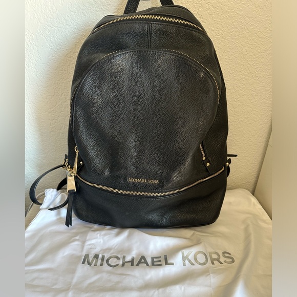 MICHAEL Michael Kors Handbags - Micheal Kors Leather backpack
